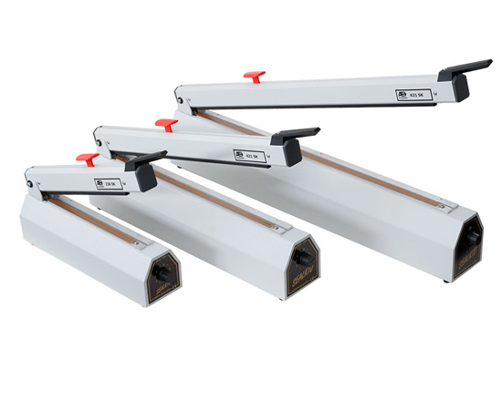 Sealkid - Découvrez la Sealkid, soudeuse de table à impulsion robuste avec couteau intégré. Fabriquée aux Pays-Bas avec des matériaux de haute qualité, cette soudeuse fiable produit une soudure de 3 mm de large et se distingue par sa soudure extra longue de 20 mm (par rapport aux concurrents). Sa conception astucieuse la rend facile à utiliser et sa garantie de 2 ans * vous assure une tranquillité d'esprit.

Parfaite pour les petites et moyennes entreprises, cette soudeuse économique offre une longue durée de vie et une solution d'emballage fiable. 