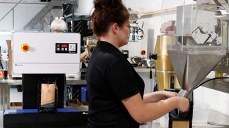 Koffiezakken Vullen Slider