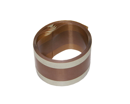 PTFE supérieur/inférieur en rouleau - PTFE autocollant en rouleau (10 mètres) pour un remplacement rapide et ponctuel. Garder ce PTFE en rouleau en stock contribue à un remplacement rapide de cette pièce et à la continuité de votre processus d'emballage. Convient aux modèles Audion Magneta MG(M)(S)(T) et Audion Sealmaster SA.