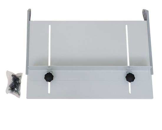 Table de travail avec support de sac pour Magneta - Cette table de travail robuste avec fonction de support de sac soutient votre sac pendant le processus de scellage et permet un positionnement plus facile du sac entre les barres de scellage puisque les deux mains restent libres. La table de travail est réglable selon différents angles et hauteurs pour offrir le meilleur positionnement à votre produit. Le support de sac peut être ajusté à la longueur du sac jusqu'à 290 mm.


