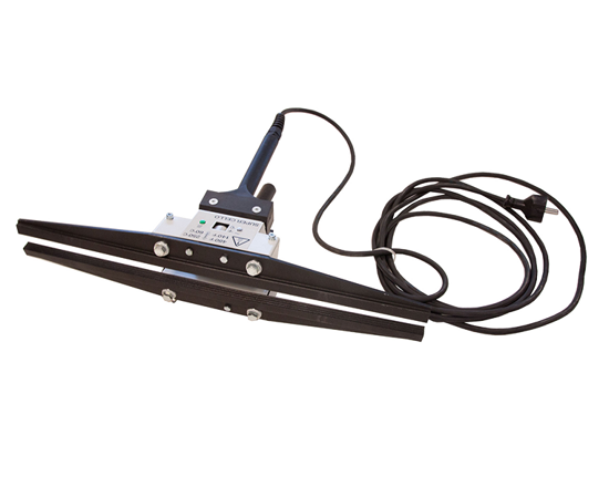 Super Cello - Pince de thermoscellage portable pour sceller des films complexes sur site. Idéal pour sceller des sacs en papier et en aluminium laminé (par exemple les emballages de café). Longueur de soudure de 420 mm, thermoscellage profilé avec revêtement en PTFE de 10 mm de largeur.

Remarque : cette thermoscelleuse ne convient pas pour souder le polyéthylène !